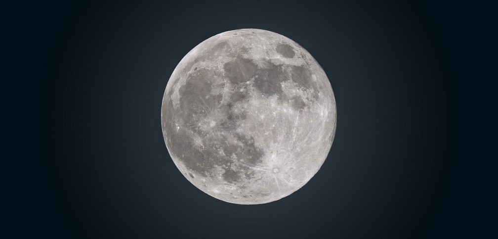 Lua azul: entenda por que teremos no domingo uma 'Blue Moon' original, mesmo sem a mudança de cor